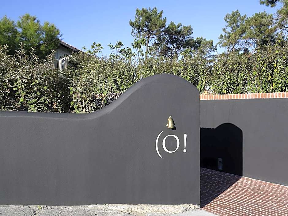 Hotel La Co(o)rniche