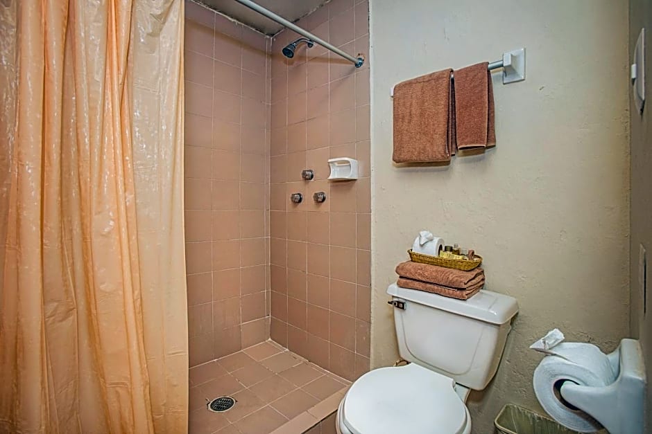 Hacienda San Miguel Hotel & Suites