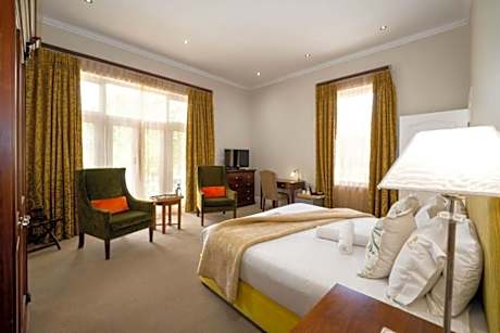 Luxury Double Room with Patio