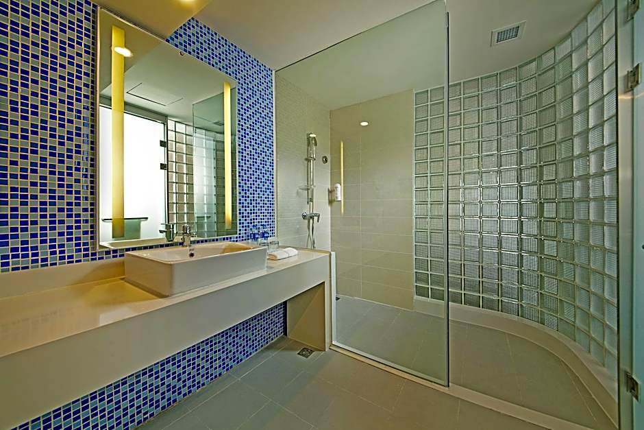 Holiday Inn Express Tangshan Downtown By IHG