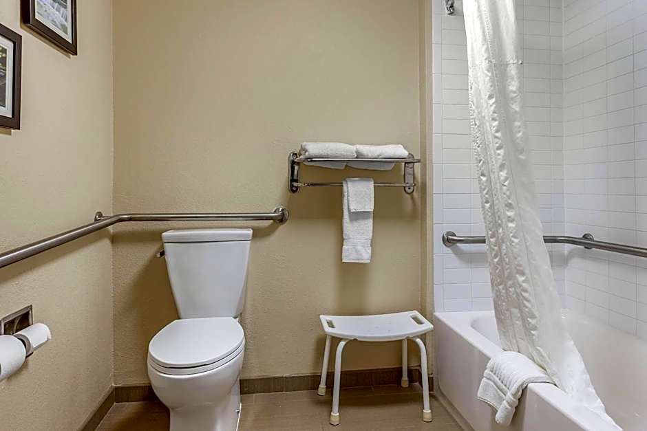 Comfort Inn & Suites Little Rock Airport