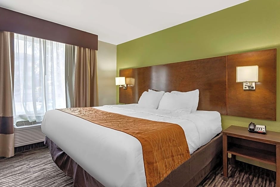 Comfort Inn & Suites North Little Rock JFK Blvd