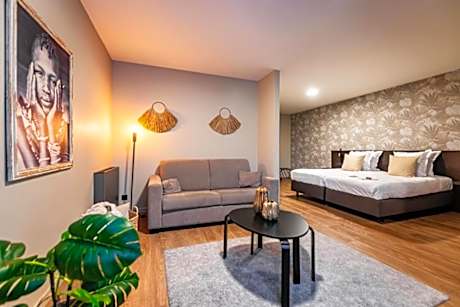 Superior Family Room