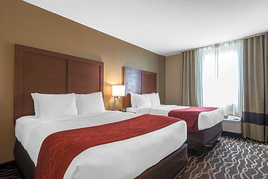Photo 1 of 9 of 2 Queen Beds Suite