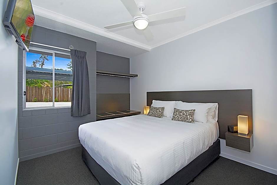 Cooroy Luxury Motel Apartments