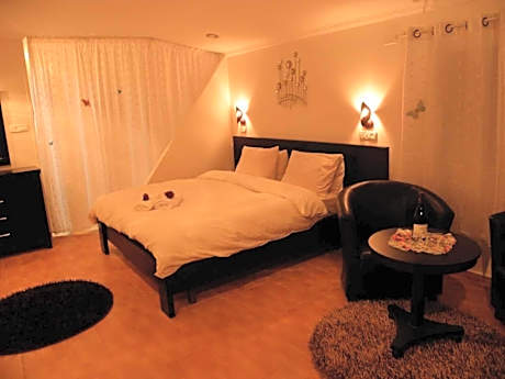 One Bedroom Suite