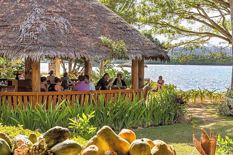 Poppy's on the Lagoon