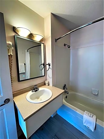 King Studio - Non-Smoking