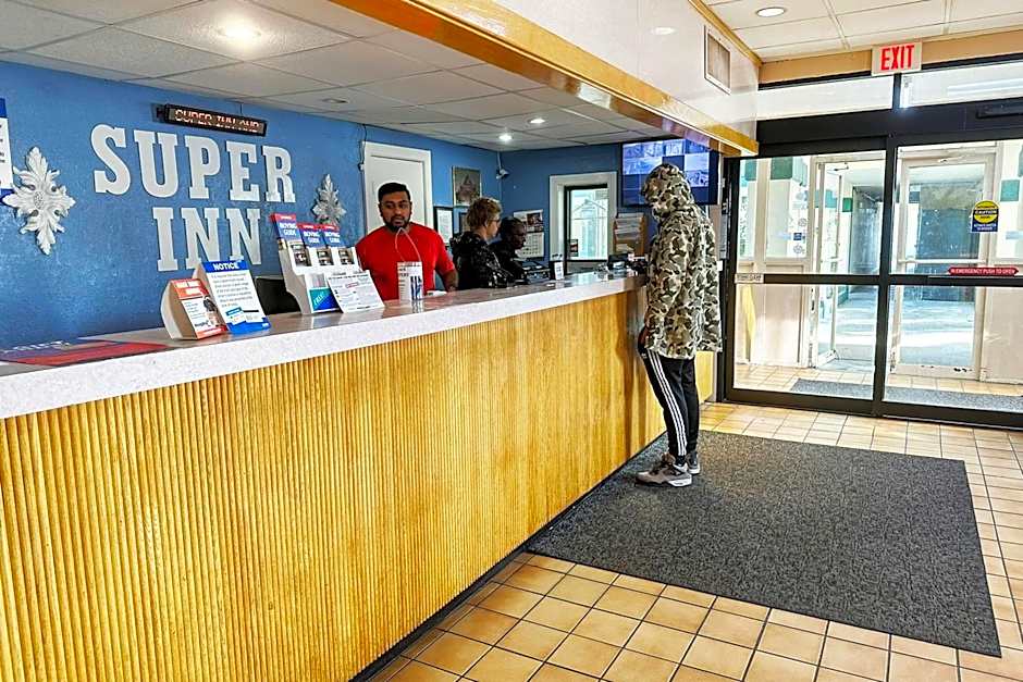Super Inn & Suites by OYO Milledgeville