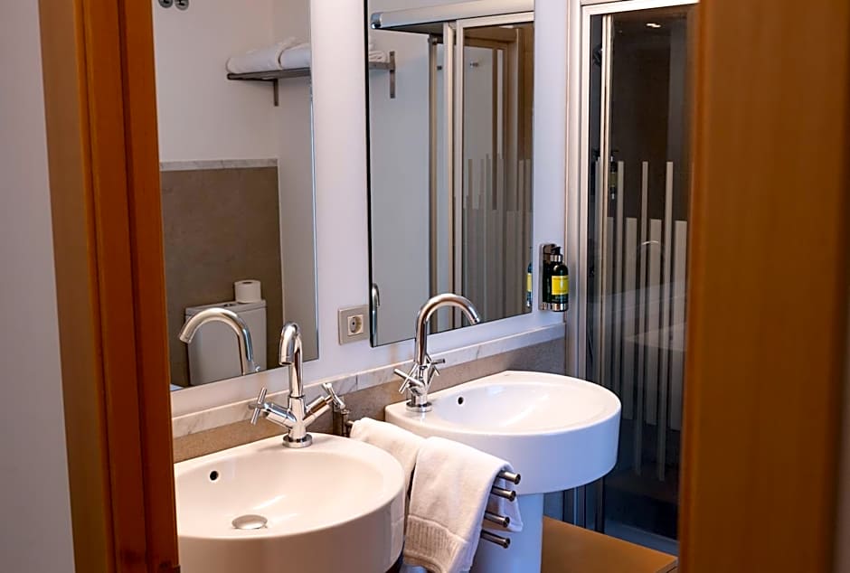 NM Suites by Escampa Hotels
