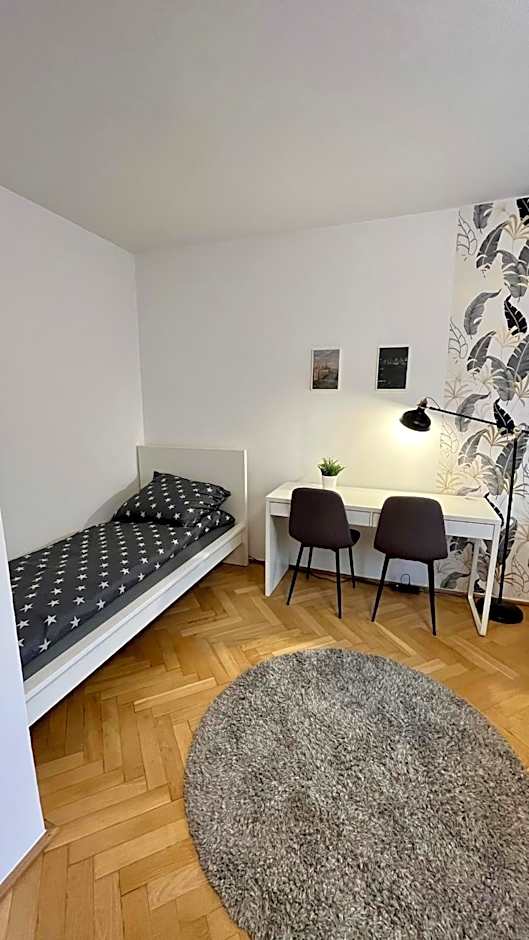 Warszawa Krucza Pokoje