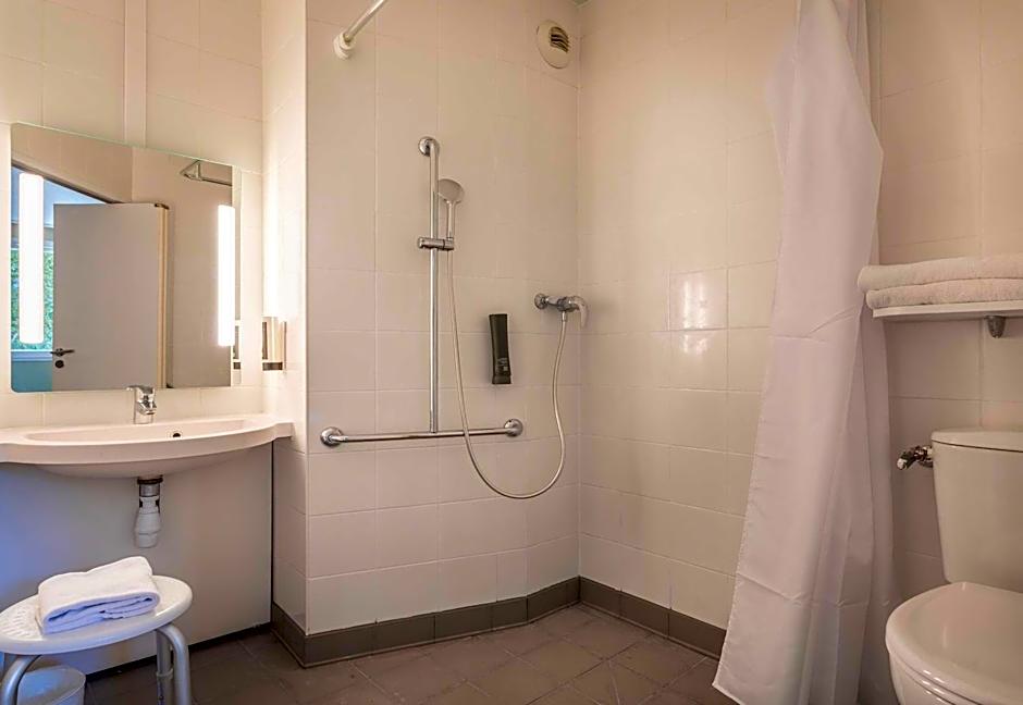 B&B HOTEL Aix-en-Provence Meyreuil Sainte-Victoire