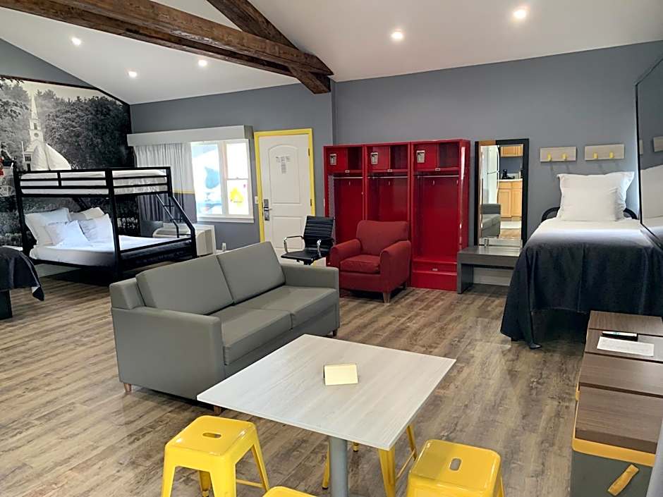 Super 8 by Wyndham Sturbridge