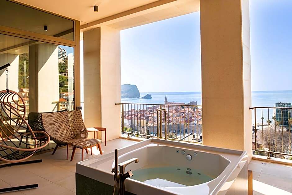 Merit Starlit Hotel & Residences