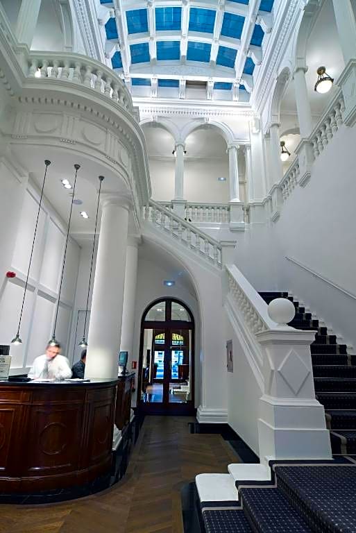 Hotel Granvia