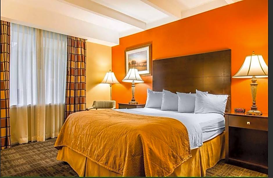 Hamden Hotel and Suites HAMDEN - NEW HAVEN