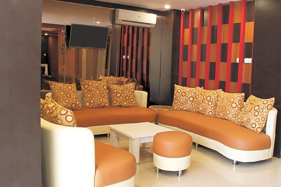 Luxpoint Hotel Surabaya