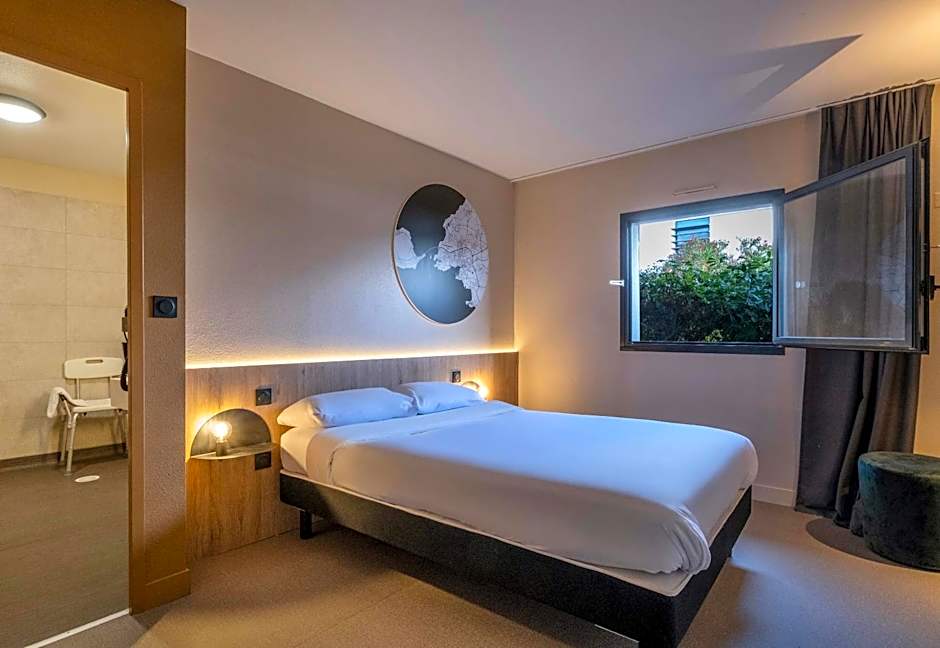 B&B HOTEL La Rochelle Centre Les Minimes