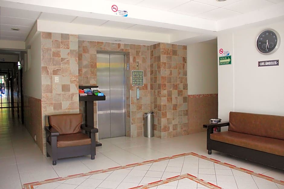 Hotel Niza Zona Piel