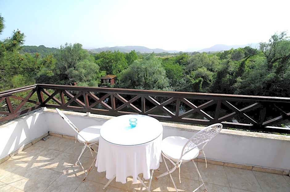 Beyaz Ev Agva - Adult only +15