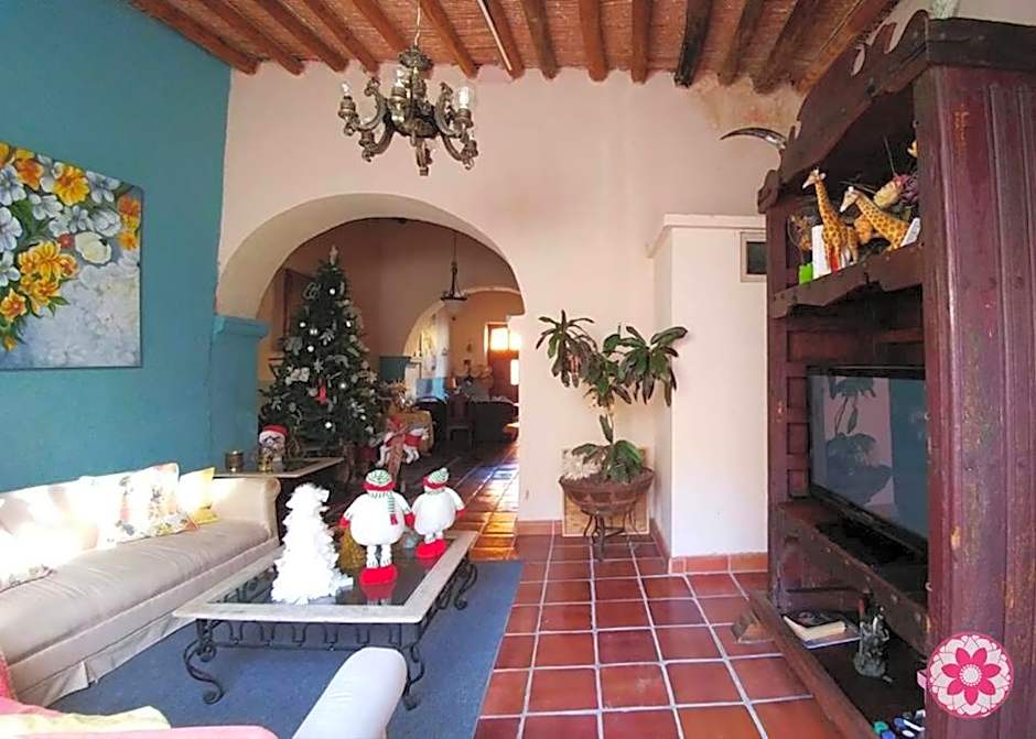 Hostal Doña Carlota Hotel