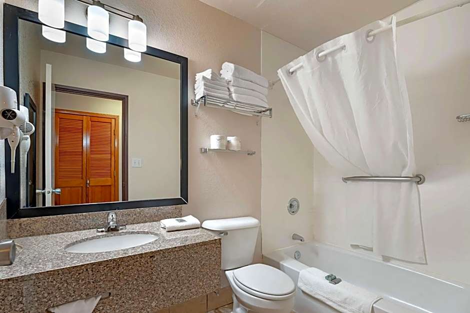 Best Western Green Bay Inn Conference Center