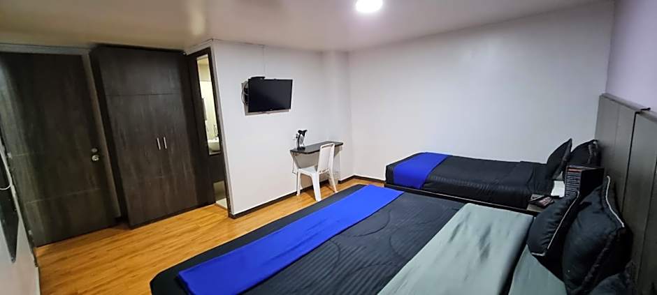 Stay Blue Hotel