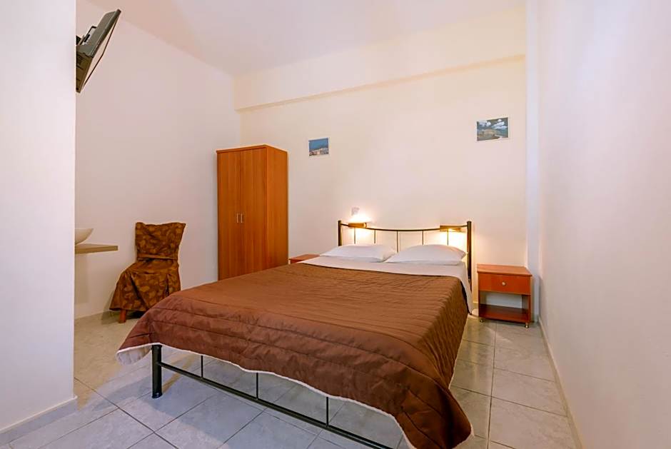 Onar Rooms & Studios