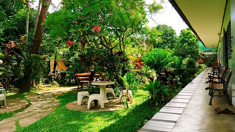 Baan Bua Guest House