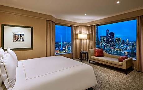 Diplomatic Suite