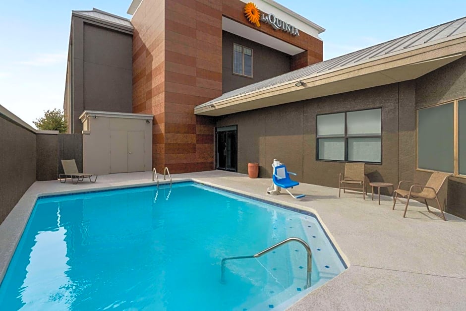 La Quinta Inn & Suites by Wyndham Round Rock North