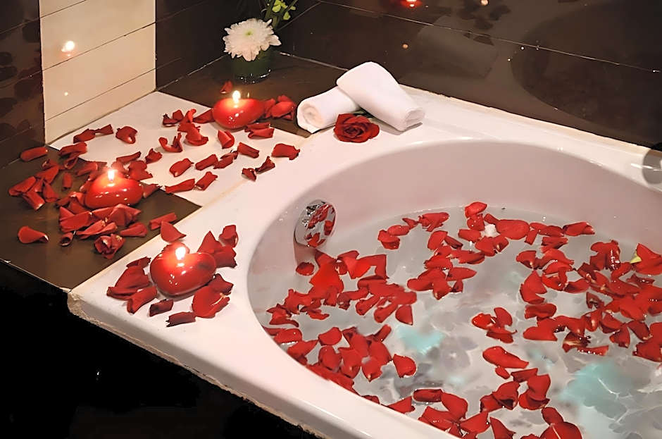 Sunday Signature Riyadh Formerly Qaser Al Hamra by Warwick