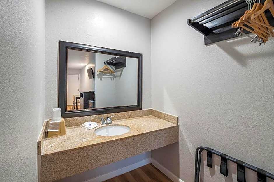 Motel 6 Dallas, TX