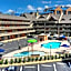 Crossroads Inn & Suites