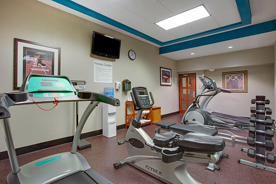 Holiday Inn Express Washington DC East- Andrews AFB By IHG