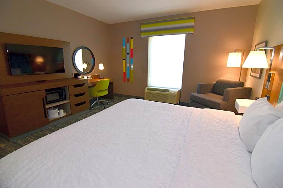 Hampton Inn By Hilton Leesburg