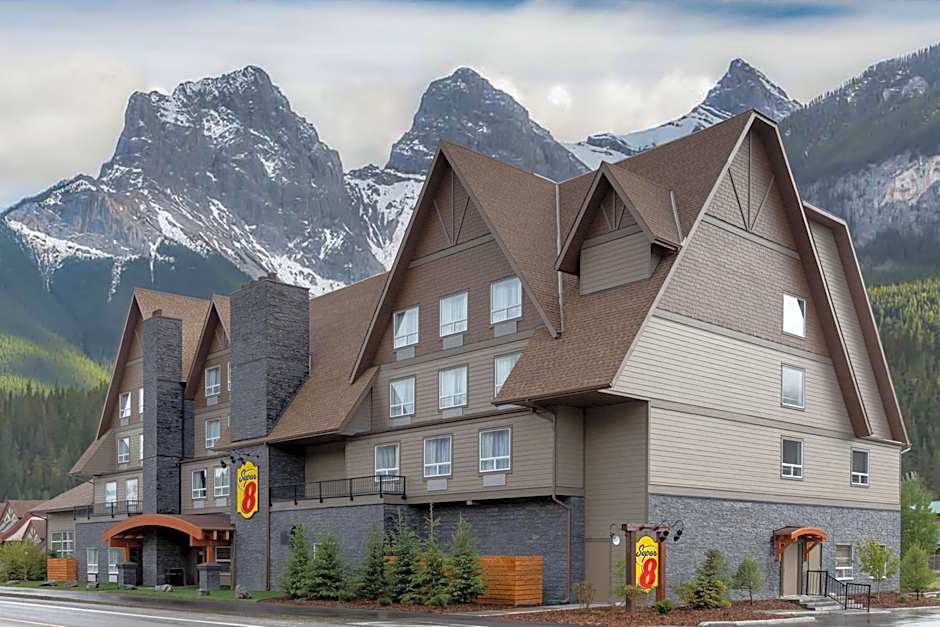 Super 8 Canmore