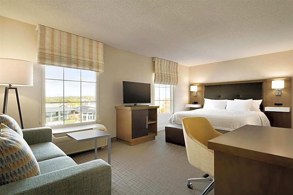 Hampton Inn By Hilton And Suites Middletown, Ri
