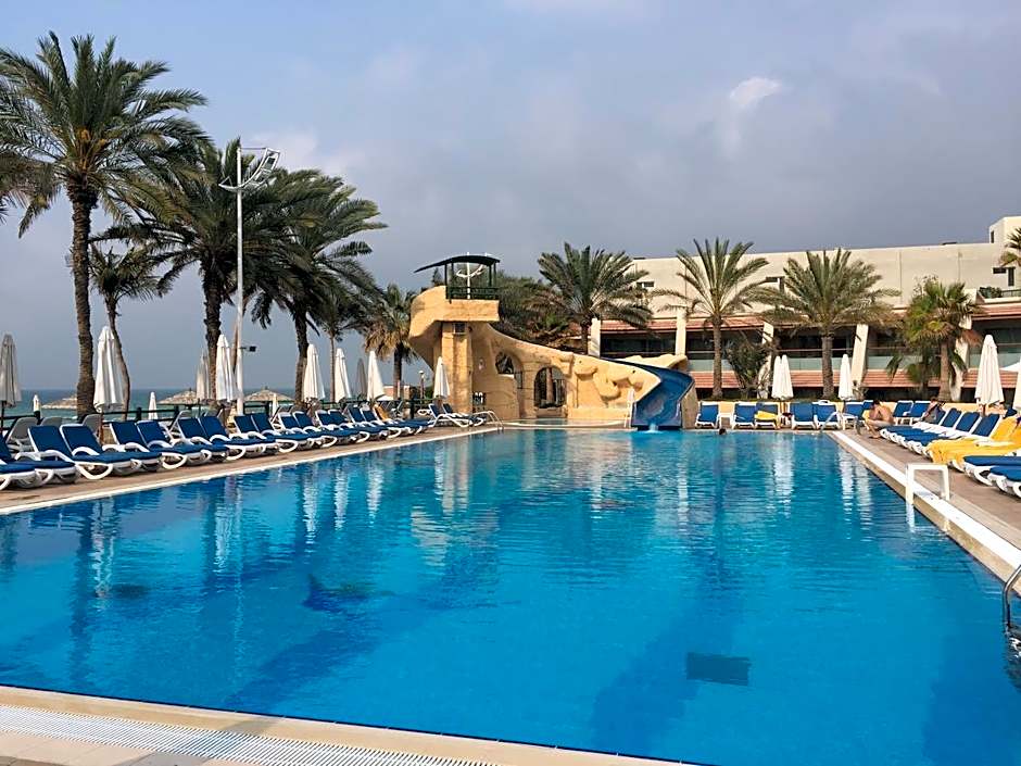 Occidental Sharjah Grand