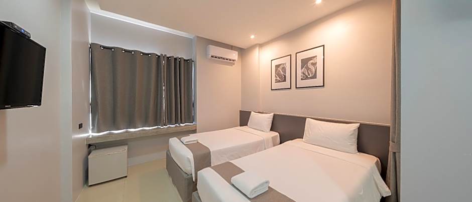 C2U Hotel Uthai Thani