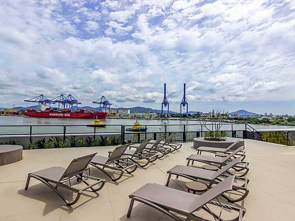 Mercure Itajaí Navegantes