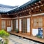 Happiness Full Hanok Guesthouse Jeonju
