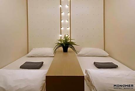 Standard Twin Room with Shared Bathroom