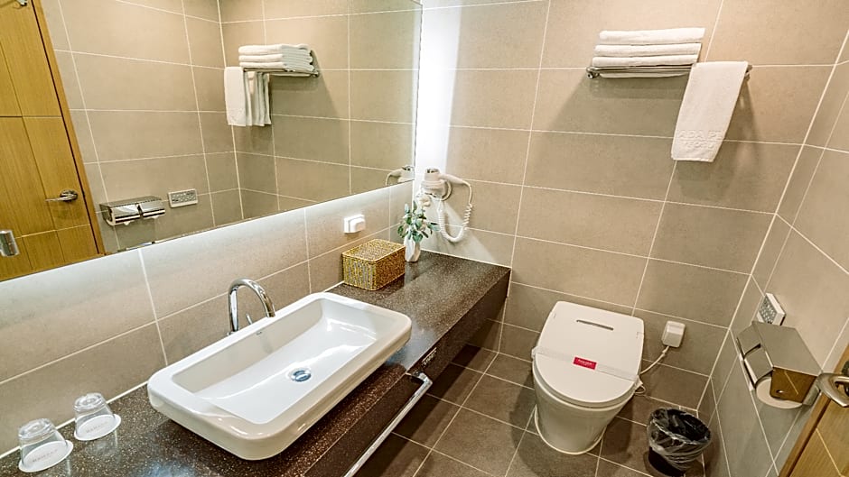 Ramada Plaza by Wyndham Dolsan Yeosu