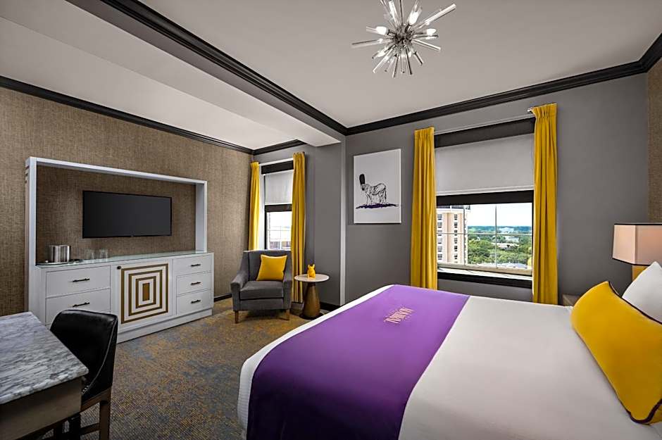 The Admiral, Downtown Historic District