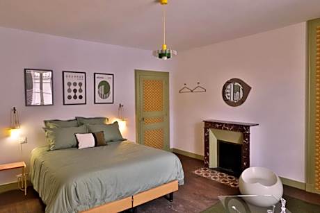 Double or Twin Room with Private Bathroom