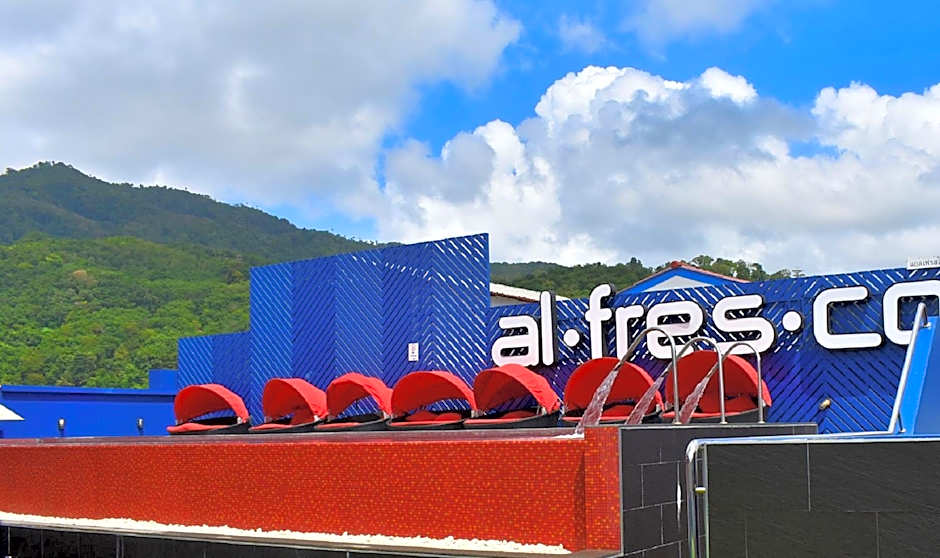 Alfresco Phuket Hotel