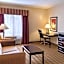 La Quinta Inn & Suites by Wyndham Mobile Satsuma / Saraland