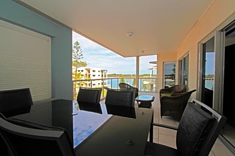 One-Bedroom Apartment with River View