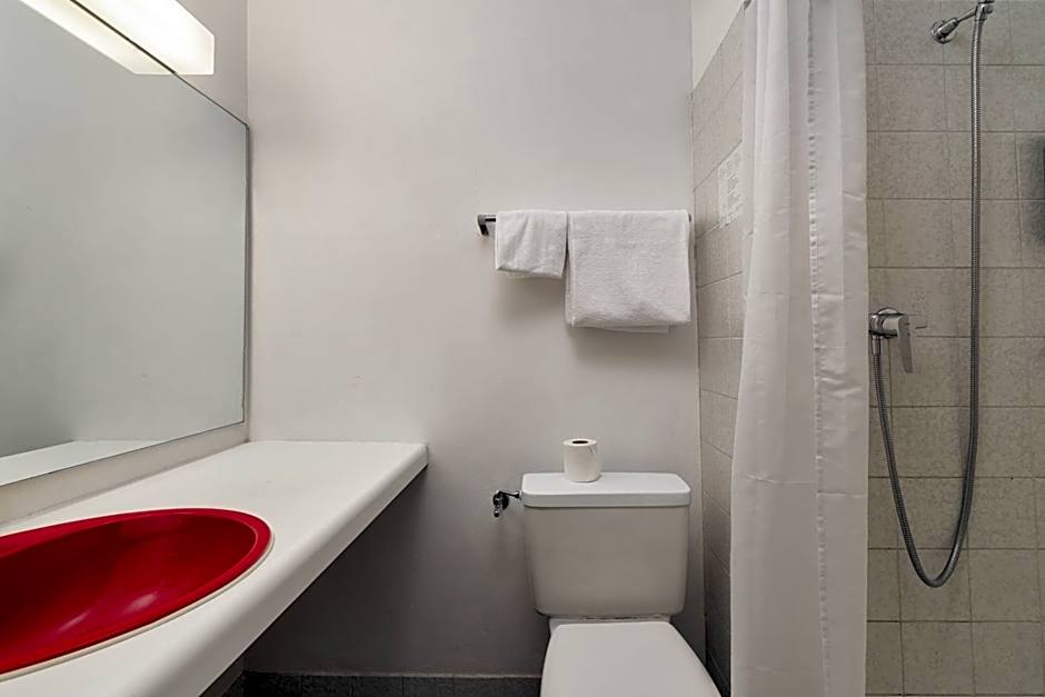 Neuchâtel City Hôtel - Self Check-In
